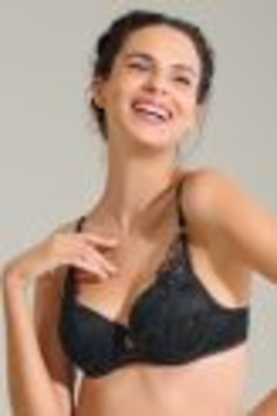 10377 EMINENCE Bra with moulded foam cup
